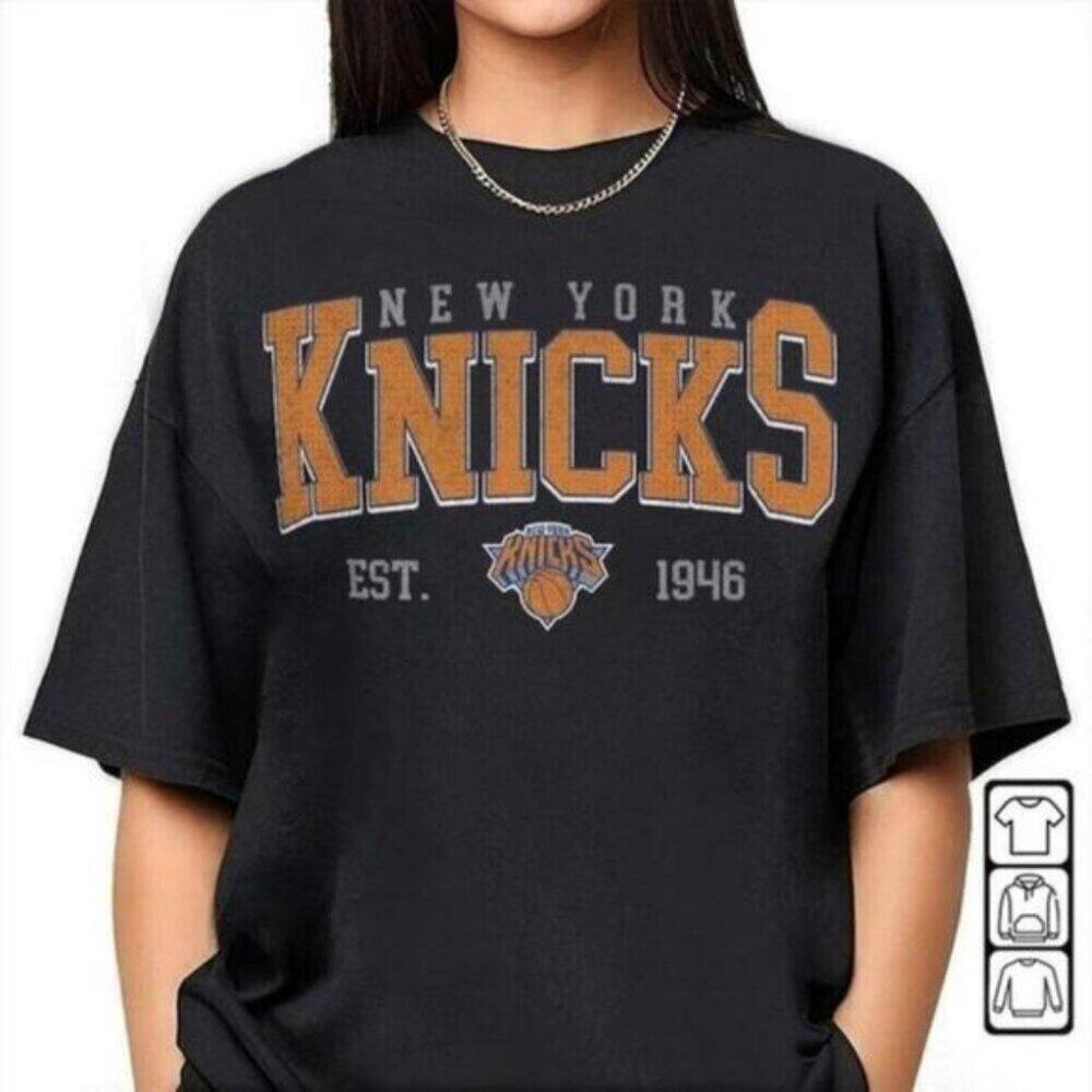 New York Knicks Basketball Fan Retro Sports Graphic Unisex T-Shirt 166